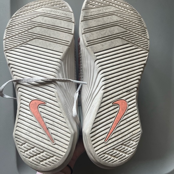 Nike Metcon 6 Desert Sand Orange Cross Fit Training Shoes - Picture 4 of 4